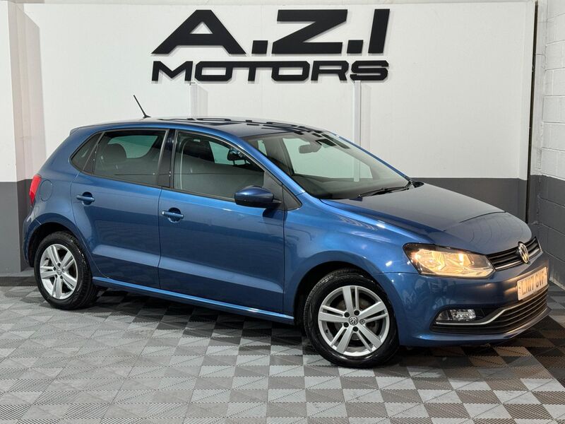 VOLKSWAGEN POLO