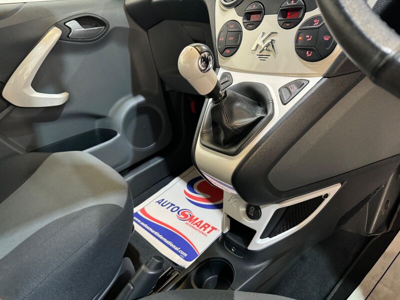 FORD KA
