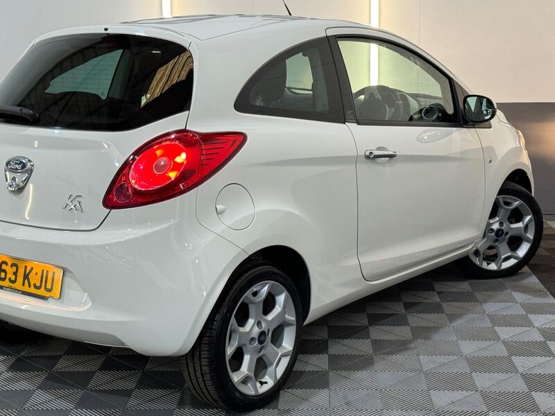 FORD KA