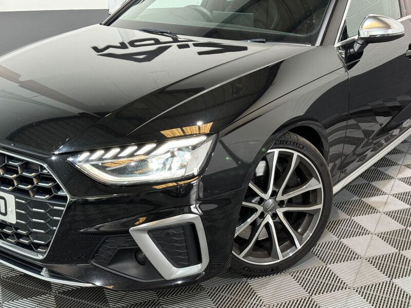 AUDI S4