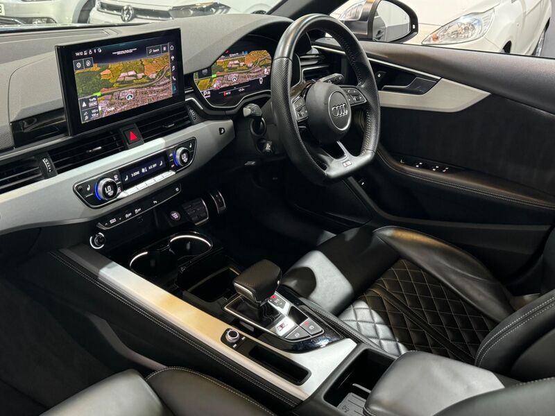 AUDI S4