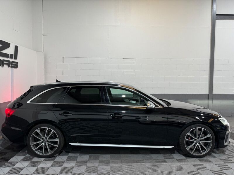 AUDI S4