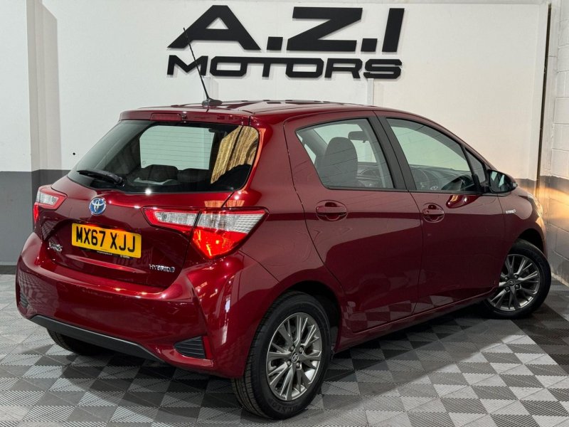 TOYOTA YARIS