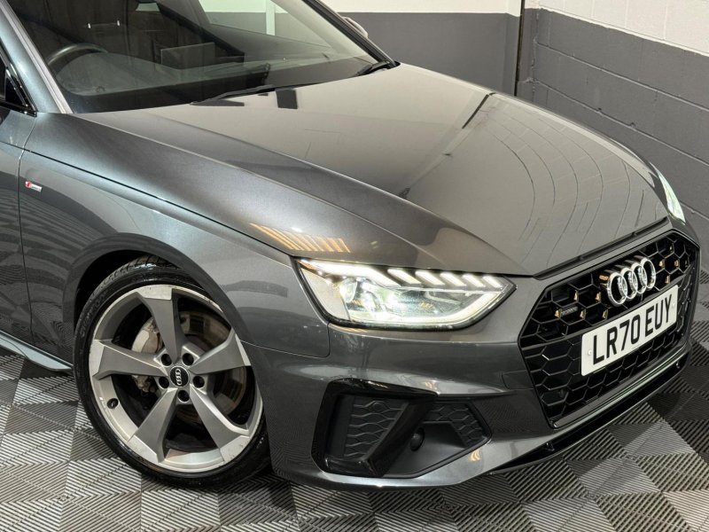 AUDI A4 AVANT
