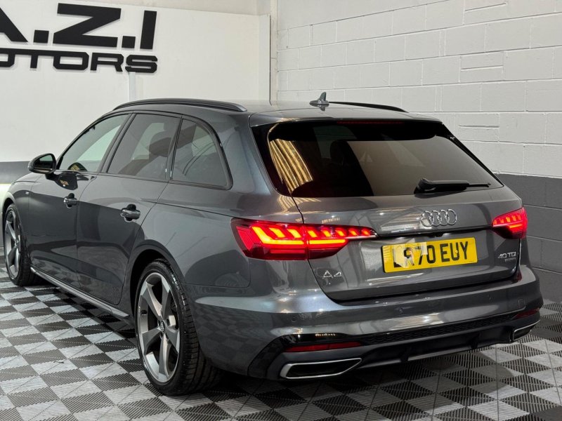 AUDI A4 AVANT