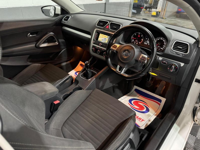 VOLKSWAGEN SCIROCCO