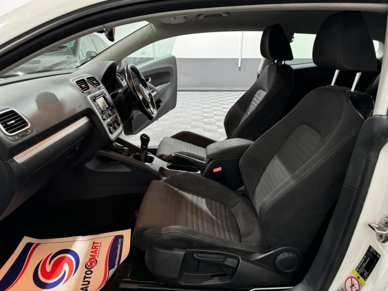 VOLKSWAGEN SCIROCCO