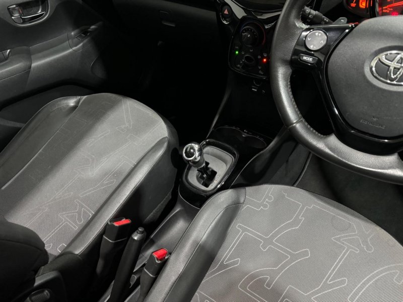 TOYOTA AYGO