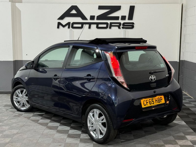 TOYOTA AYGO