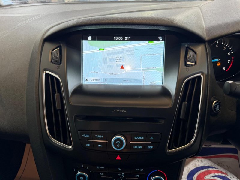 FORD FOCUS