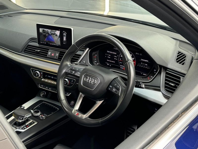 AUDI SQ5