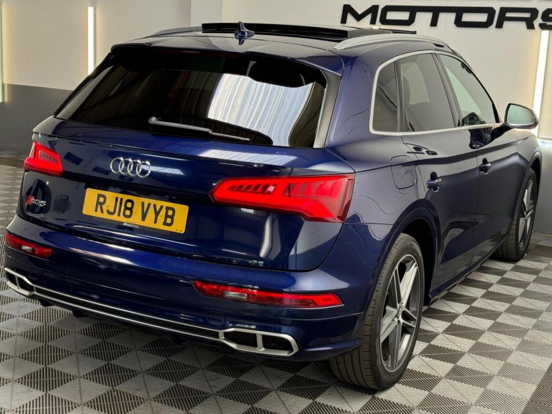 AUDI SQ5