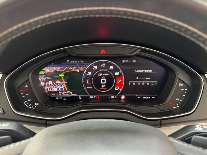 AUDI SQ5